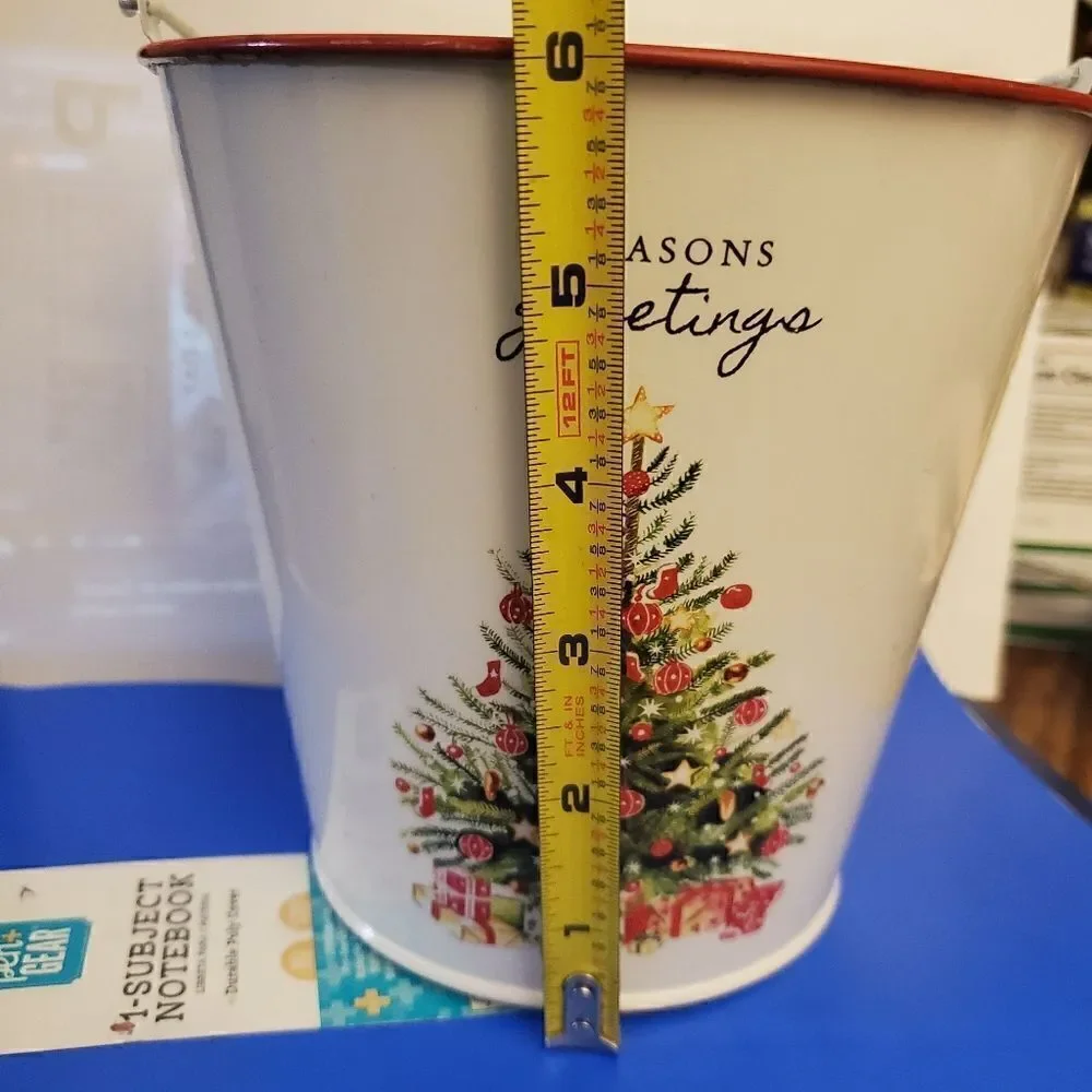Ashland Christmas Iron Bucket with Handle